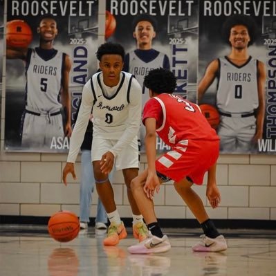 ‘28 Roosevelt High School AAU(Pure prep) . 6ft 155 3.2 gpa. 🏀➡️point guard 🏈➡️DB Des moines, iowa