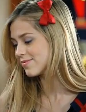 ily @sophiaabrahao @chayleao @selenagomez @mgabrieladfc