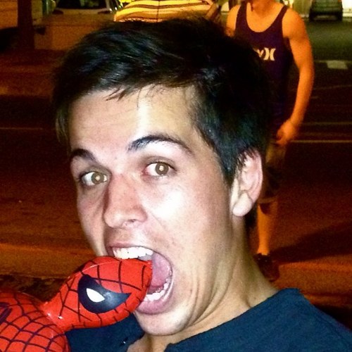 Thys321's profile picture. 