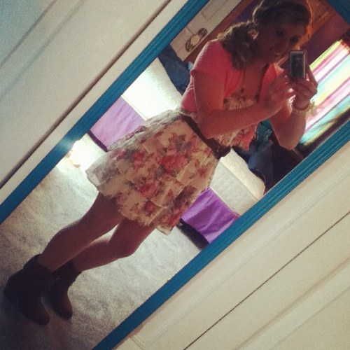 hollyleigh87's profile picture. 