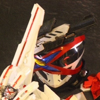 Hello, my name is Daiki, but you can call me Dai.

I formerly stream on Twitch and YouTube. I have decided to follow something that has caught my heart.