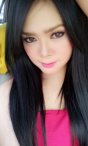 SuzzaneZain's profile picture. 