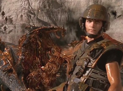 FuiTing90's profile picture. When i laugh, you couldn't see my eyeballs. But i'm still able to see you!