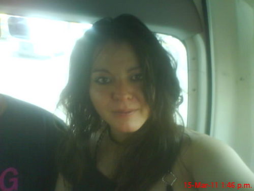 Soy una chica tierna, trabajadora, y no me gusta ser dependiente. amo la musica. me gusta divertirme y disfrutar a mi familia