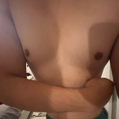 vers, 180lbs, 6’5in of fun.
🔞