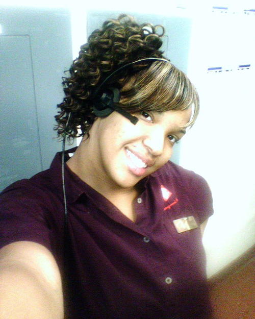 I'm a single mother. And lookin forward 2 meeting new people.....