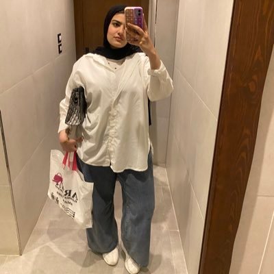 Huda El3shry