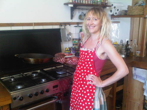 Conscious_Cook's profile picture. Using plant based ingredients without sugar, wheat, meat or dairy, to maintain total compassion for the planet Private Chef - Cooking Classes - Retreats