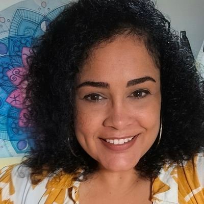 Convivo bonito com minha esquisitice, mas tô sempre em fuga do tema e reclamando do barulho.