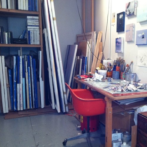 studiocrumbs's profile picture. Brooklyn based artist.