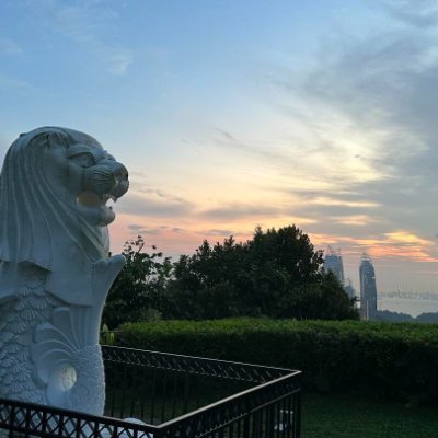 🇸🇬 I love living simply, traveling freely, and collecting stories instead of things. Every journey is worth remembering. 🌿🧳✨