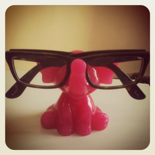 fashion victim & addicted to everything P.I.N.K.; Loving to be a part of @catbirdseat