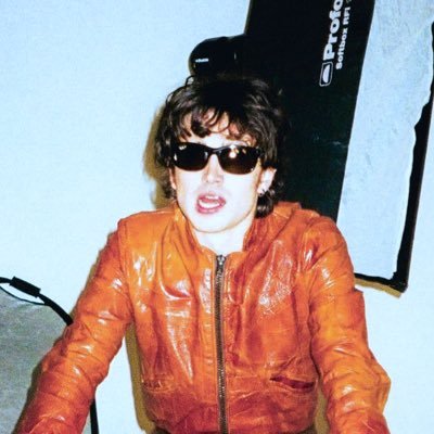 EDDIE ★ ®