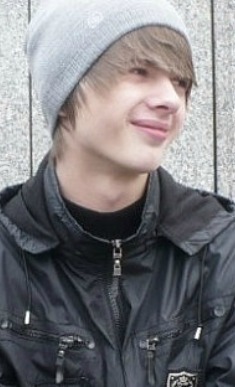 iface2012's profile picture. Обычный парень, которого очень сильно и быстро можно разозлить.