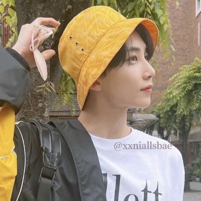 ~ thanks for staying by my side though ~                              

× 1d × svt × got7 × bts ×
 ᶠᵃⁿ ᵃᶜᶜᵒᵘⁿᵗ 
ᵖˡ / ᵉⁿᵍ