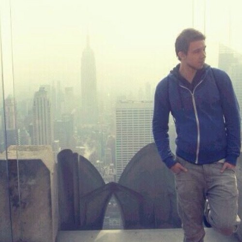 TayCosmo's profile picture. A Life Explorer . I m also just a nice laidback guy who enjoy life love chilling out, workout, sports, having good time and love my girl xxxx 3 . #bcfc 3