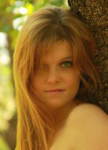 summershizzle's profile picture. If you want trouble, find yourself a redhead