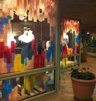 Sophisticated Fashions In The Heart of Phoenix
