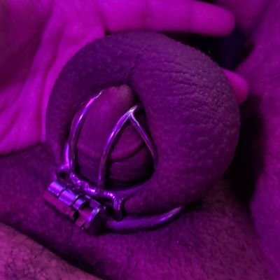 22 m 🇨🇦 love to be bullied, intoxed, humiliated,  come in my DMS and bully me, 💜 sph 💜, LOSERBATOR forever owned by @MrRickyS420 last orgasm: June 24 2026
