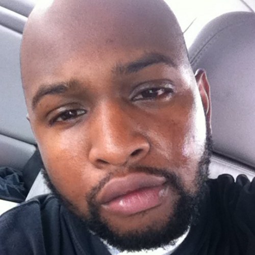 lefthandman84's profile picture. Just coolin'