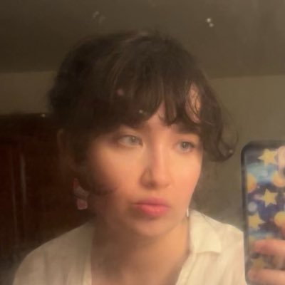 parasocialyte Profile Picture