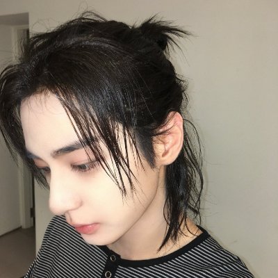 fourtsaintt Profile Picture