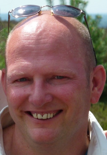 arienhartman's profile picture. 