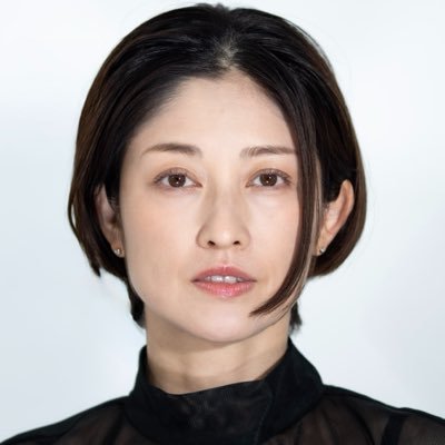 女優 ・Mandrake主宰 主な出演作:演劇実験室◉万有引力『身毒丸』撫子役、カムカムミニキーナ 『鶴人』、2025年NHK大河ドラマ 『べらぼう〜蔦重栄華乃夢噺〜』鱗形屋の妻　りん役、住友林業『組織培養でクローン桜を未来へ繋ぐ』ナレーション