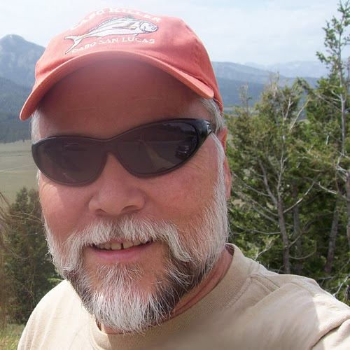 Rayzer53's profile picture. Tech and mountain man