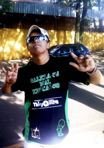 Gααlєєяα σ'ร мααl єdυcαdσร Sєjα σ q fσr sєjα σrίgίnαl® rєcusє ίмίтαçõєs!!! COM ELLE SUA FESTA SE TRANSFOMA EM UMA GRANDE FESTA