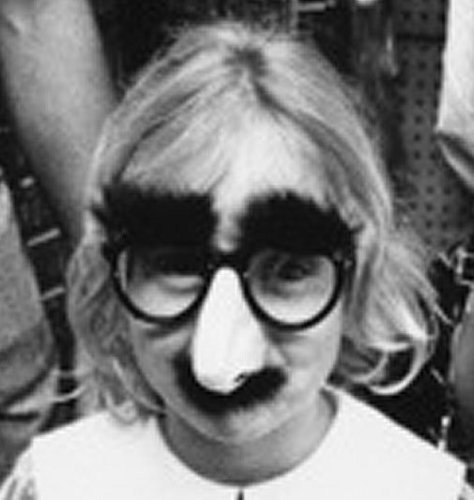 aCrazybird's profile picture. A big Animal loving Artist (Illustrator) and Mom.