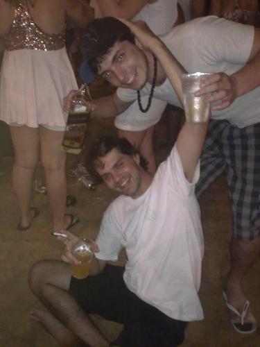 manelkogu's profile picture. Amo futebol, pizza e praia. Não necessariamente nesta ordem. Pai e professor.