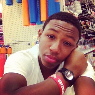 TrebleClef_'s profile picture. I stick to the script! #MOB, Im part owner of http://t.co/ntfWtNEYsa, Money is My Motivation! @Autiee_XOXO is myWifey :)