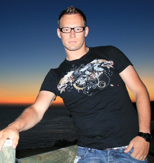 r_buchberger's profile picture. 