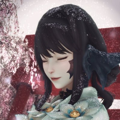 amateur gposer 
AFK at random places, probably asleep.
always shy, always fleeing