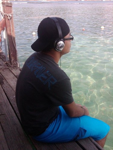 bloockie's profile picture. Be yourself no matter what they say!