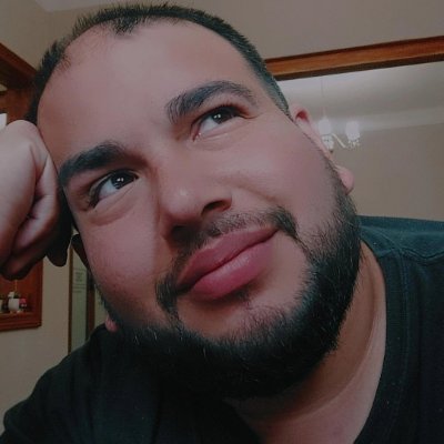 ✌🏼 Militante de @labelgranomerlo — 🏳️‍🌈 Bisexual — 🎙 Lunes a las 19 en https://t.co/YecDqBb6YA — 💻 Diseñador y comunicador.