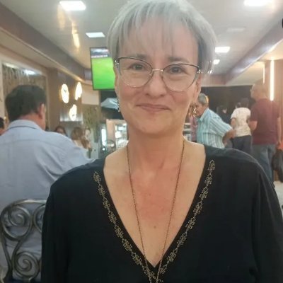 luna80285's profile image