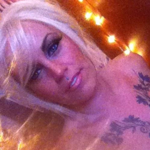 shosho05's profile picture. 