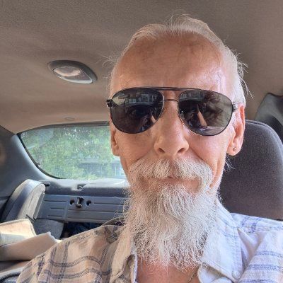 Your Gentlemen in hiding I am the needle in the Haystack and I am interested in meeting up with new friends in Calgary Alberta Canada 🇨🇦