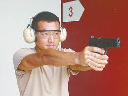 xiaoxinwumao's profile picture. 虽是粗人，但善恶明辨，喜欢扒党托五毛的内裤娱乐，有时也操他党妈几下！