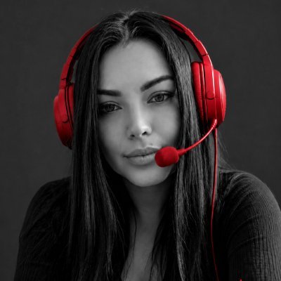 Madre, defensora de derechos, dogmática, 
Amante de los animales, las flores, Comunicadora @RC5PICHINCHA/Tiktoklive, @ElCondorEC y zurda hasta el tuétano.