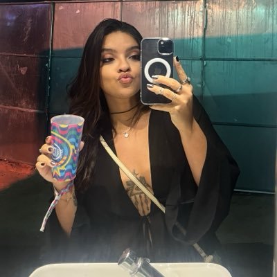✨