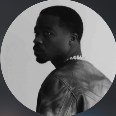 Fan page | not impersonating @roddyricch
Instagram: @ricchseason
