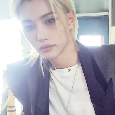 liza ama a hyunjin y hyunjin ama a liza