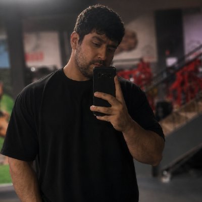 Going off the rails on a crazy train
Network Eng | Gamer | Former Kickboxer | Clinical Psychology PhD