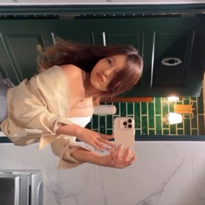 bungamelure's profile image