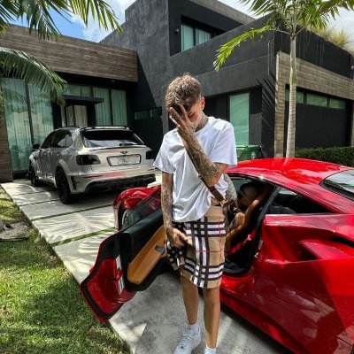 🇮🇹🐐 | @VRAGOESPORT1
 b.e @saintvfxx