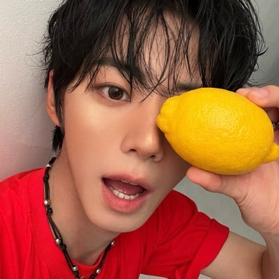 ARYO. ‘04. HE/THEY. ╱ sorry for having a huge cock and correct opinions on everything. as if it’s my fault.