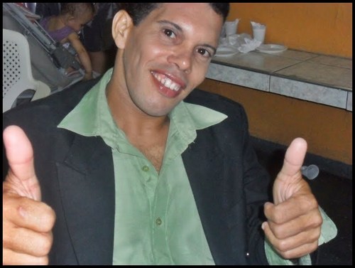 SOU CANTOR EVANGELICO.ASS DE DEUS EM PRAIA GRANDE AGENDAS ABERTAS PRA QUALQUER DENOMINAÇAO.CD  NOVO.SEMENTE DO SANGUE.